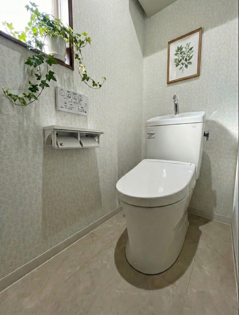 トイレ取替内装工事 画像