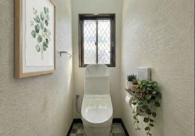 トイレ取替内装工事 アイキャッチ画像