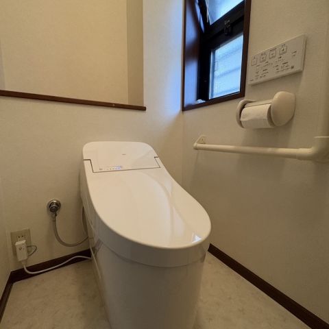 トイレ取替工事