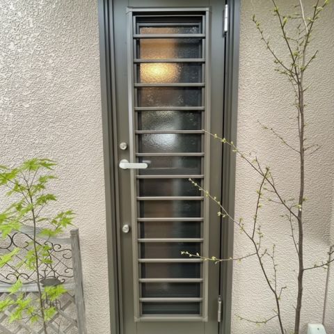 勝手口取替工事