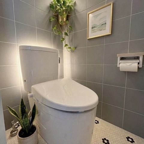 トイレ取替内装工事
