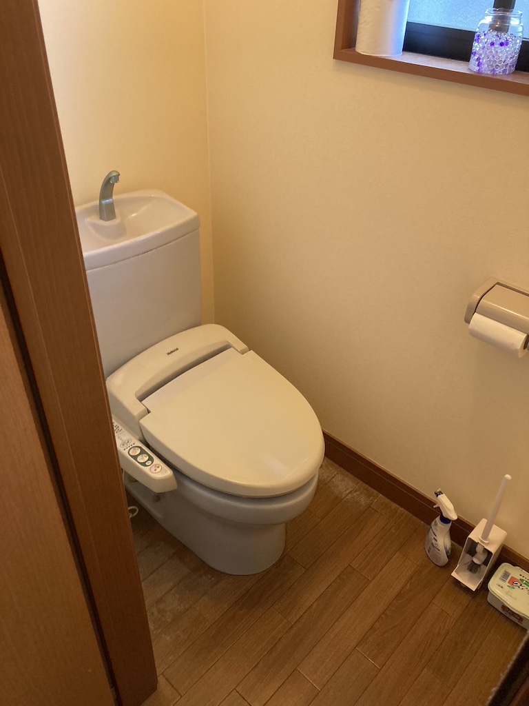 トイレ取替工事