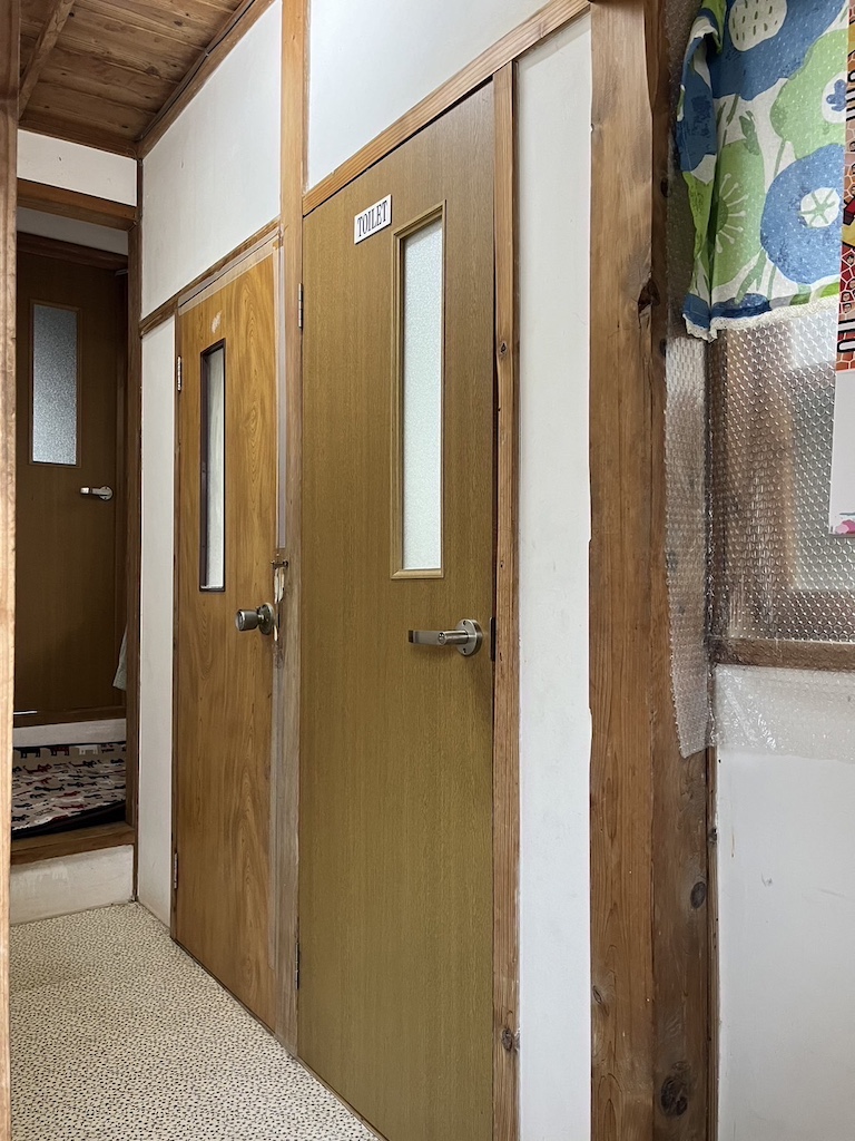 出入り口をひとつに