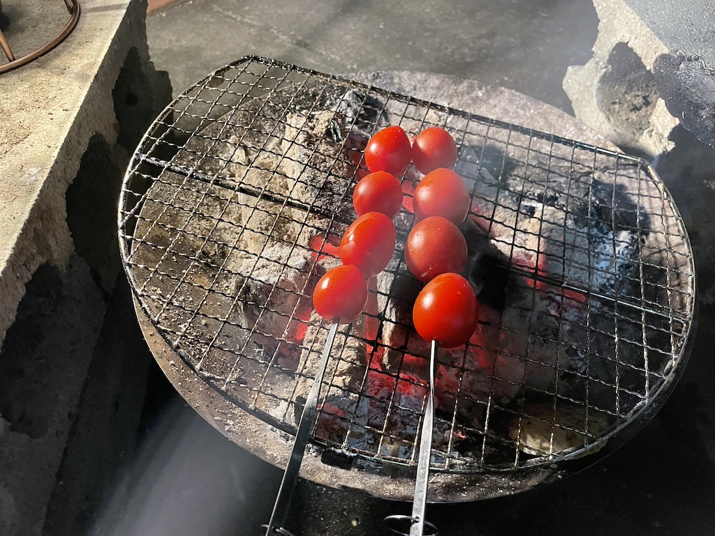 庭キャン♪トマト焼き