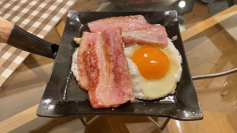 家を楽しむPart1 キャンプ気分の朝ごはん!!