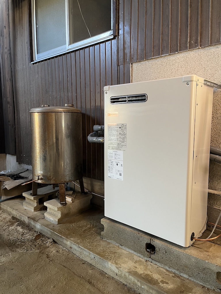石油給湯器取替工事
