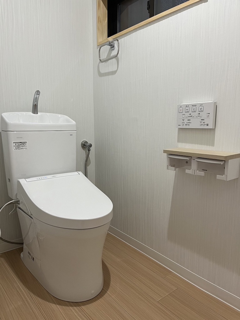 トイレ取替工事